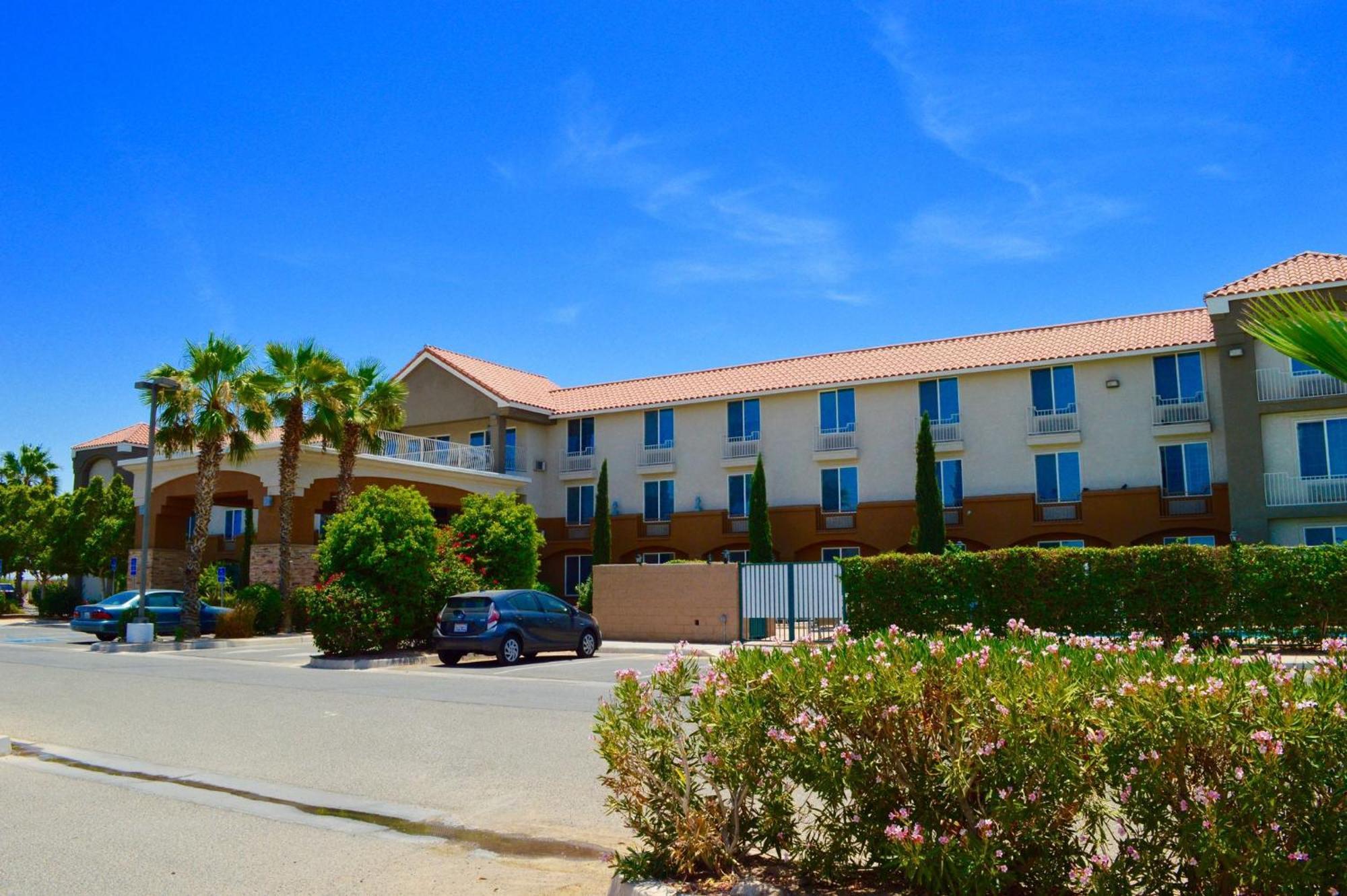 Holiday Inn Express Calexico, An Ihg Hotel Ngoại thất bức ảnh